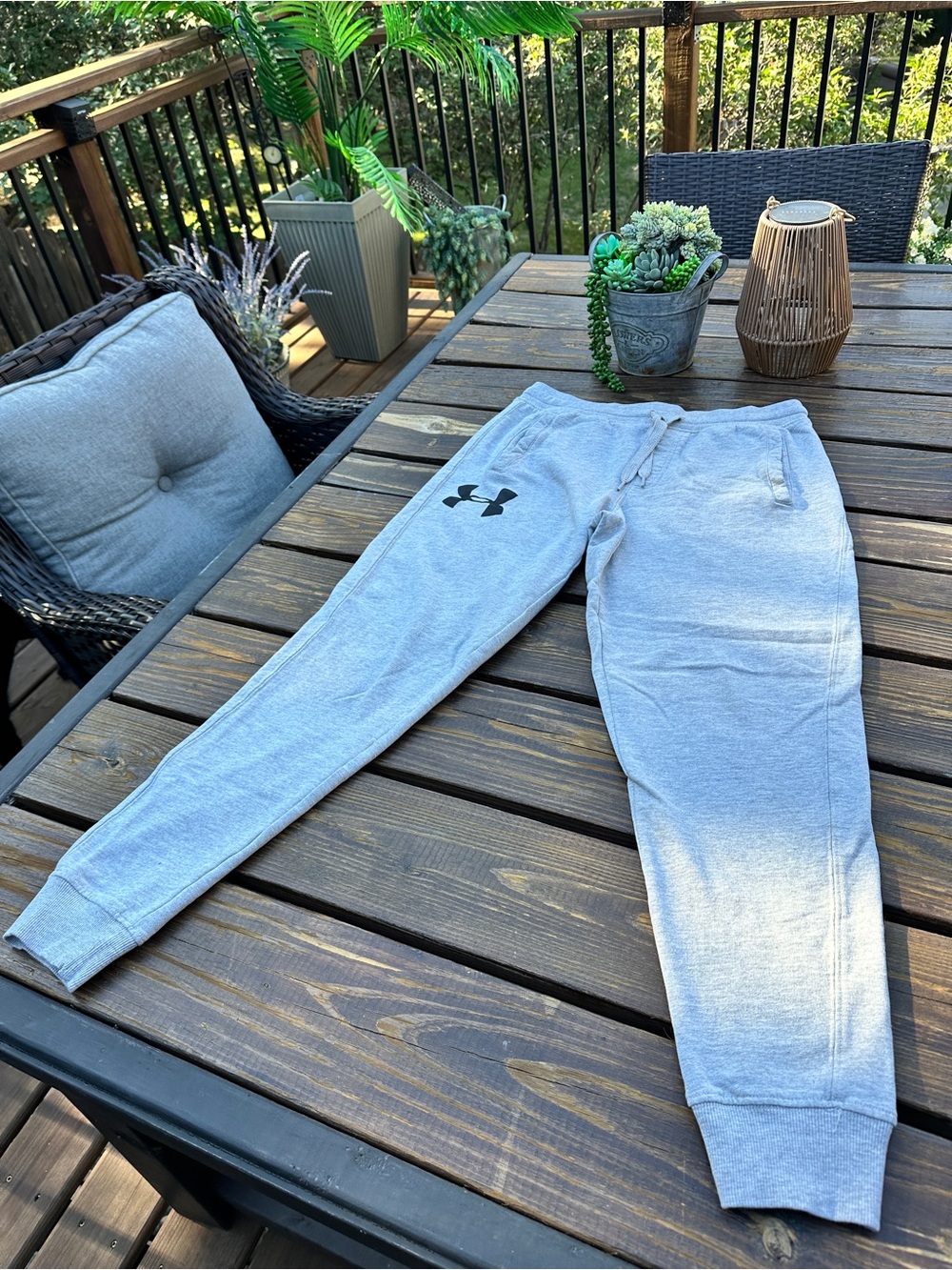 Under Armor joggers. EUC